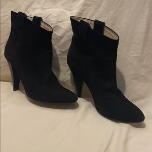 Ella Moss Benny Black suede booties size 8